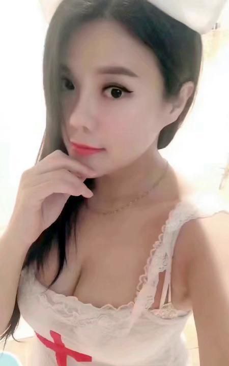 武汉光谷 大奶兰兰-修车大队